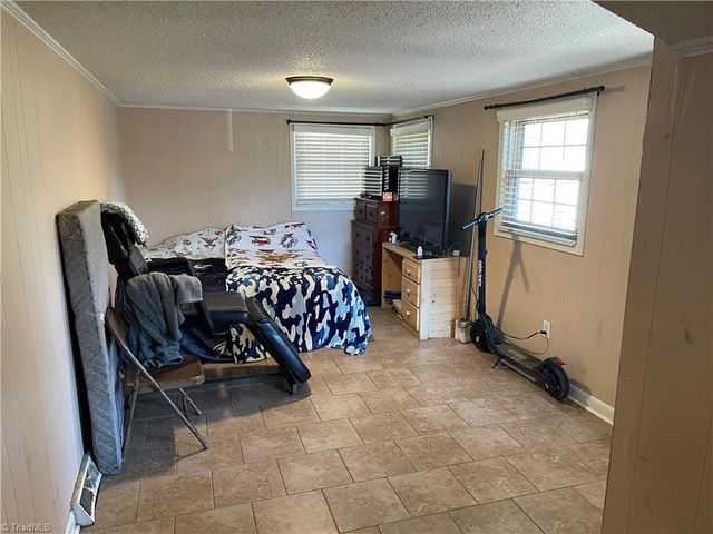 205 Spruce Street, Lexington, NC 27292