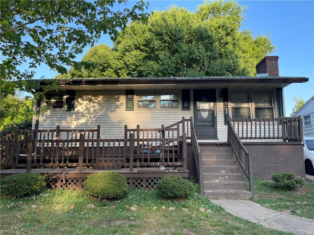 205 Spruce Street, Lexington, NC 27292