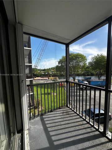 3475 N Country Club Dr 315, Aventura, FL 33180