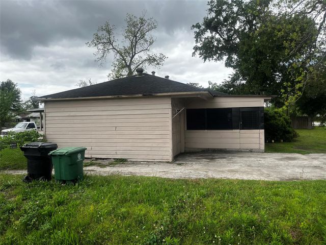 8038 Talton St Street, Houston, TX 77028