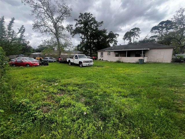 8038 Talton St Street, Houston, TX 77028