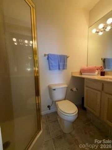 19 Lookout Loop, Burnsville, NC 28714