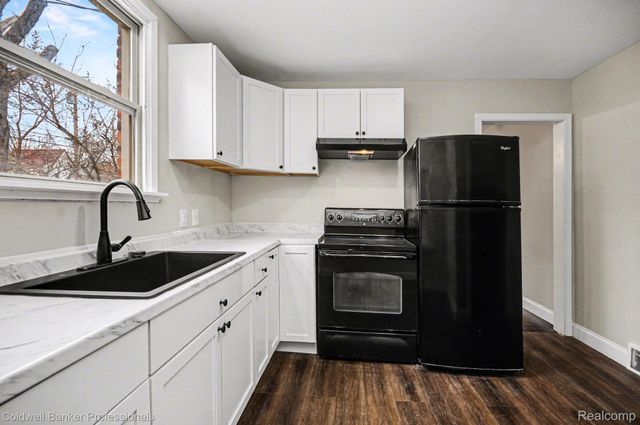 5266 Devonshire Road, Detroit, MI 48224