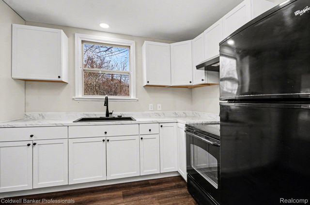 5266 Devonshire Road, Detroit, MI 48224