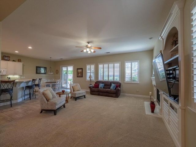 9216 Forestberry Way, El Dorado Hills, CA 95762