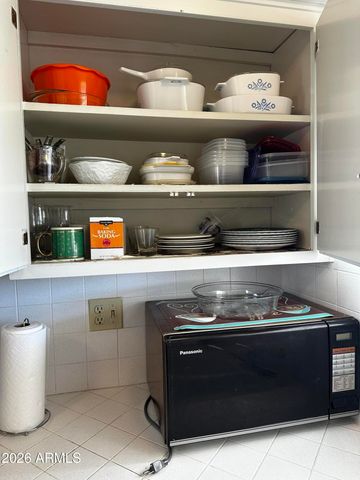 10643 W Snead Drive, Sun City, AZ 85351