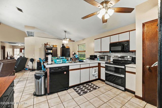 593 HEWES Place, Orange Park, FL 32073