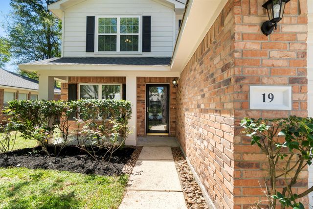 19 Shimmer Pond Place, The Woodlands, TX 77385