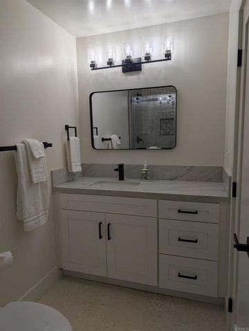 2410 La Costa Ave, Carlsbad, CA 92009