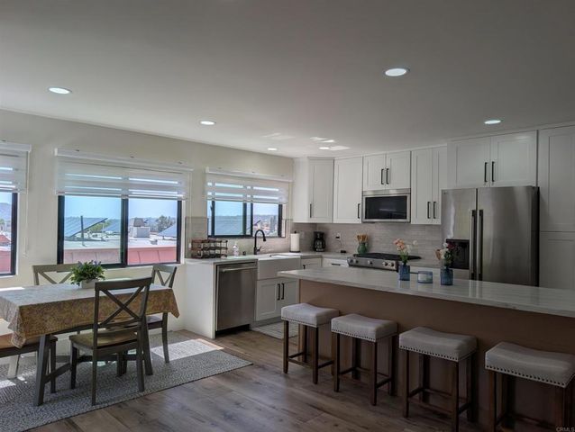 2410 La Costa Ave, Carlsbad, CA 92009