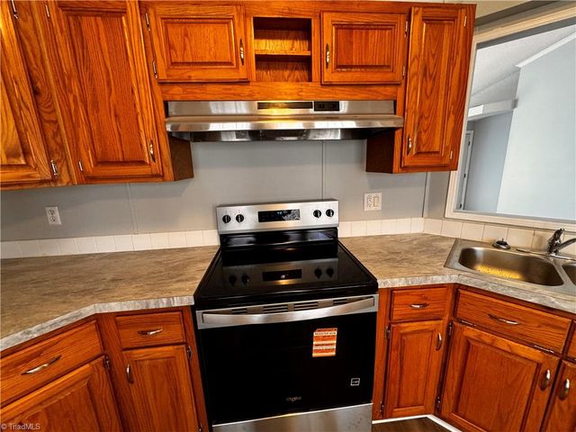 5610 Piney Grove Church Road, Siler City, NC 27344