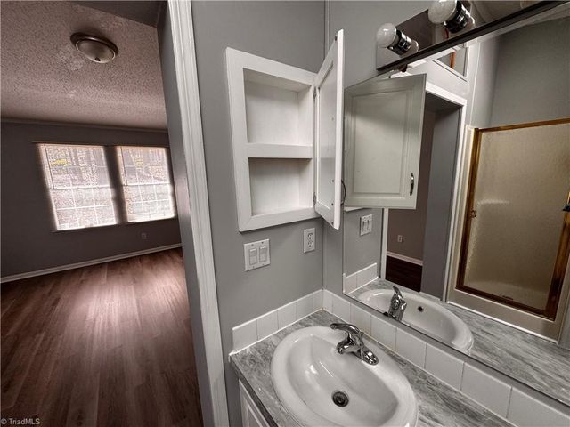 5610 Piney Grove Church Road, Siler City, NC 27344