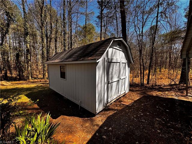 5610 Piney Grove Church Road, Siler City, NC 27344