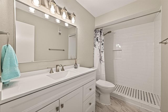 8100 Cambridge Street 80, Houston, TX 77054