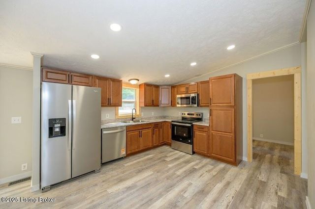 501 Moore Dr, Elizabethtown, KY 42701