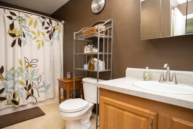 1109 Meadowsweet Lane, Vicksburg, MI 49097