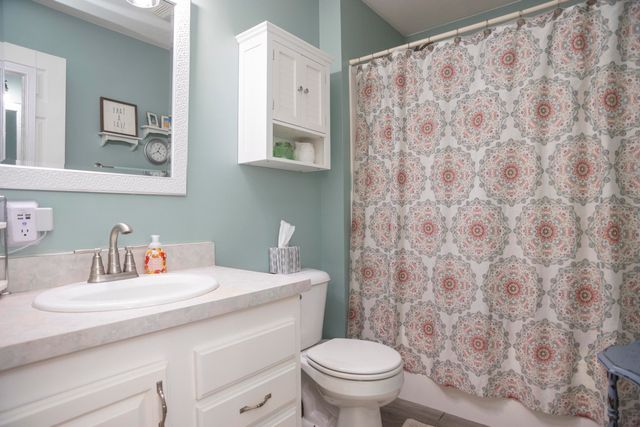 1109 Meadowsweet Lane, Vicksburg, MI 49097