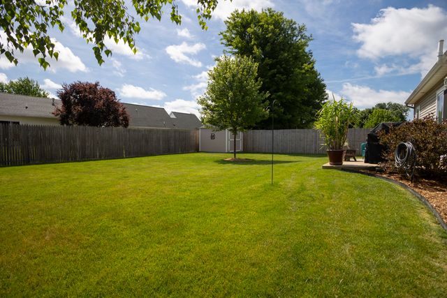 1109 Meadowsweet Lane, Vicksburg, MI 49097