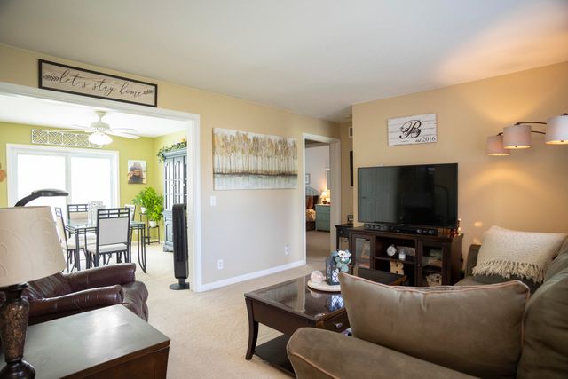1109 Meadowsweet Lane, Vicksburg, MI 49097