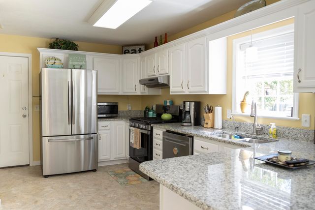 1109 Meadowsweet Lane, Vicksburg, MI 49097