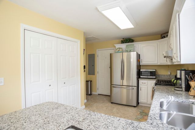 1109 Meadowsweet Lane, Vicksburg, MI 49097