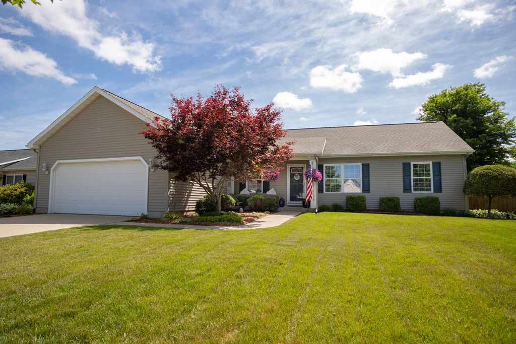 1109 Meadowsweet Lane, Vicksburg, MI 49097