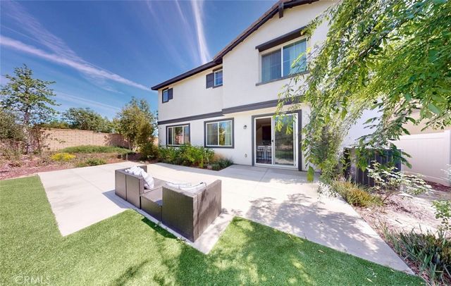 24320 INSIGNIA, Menifee, CA 92584