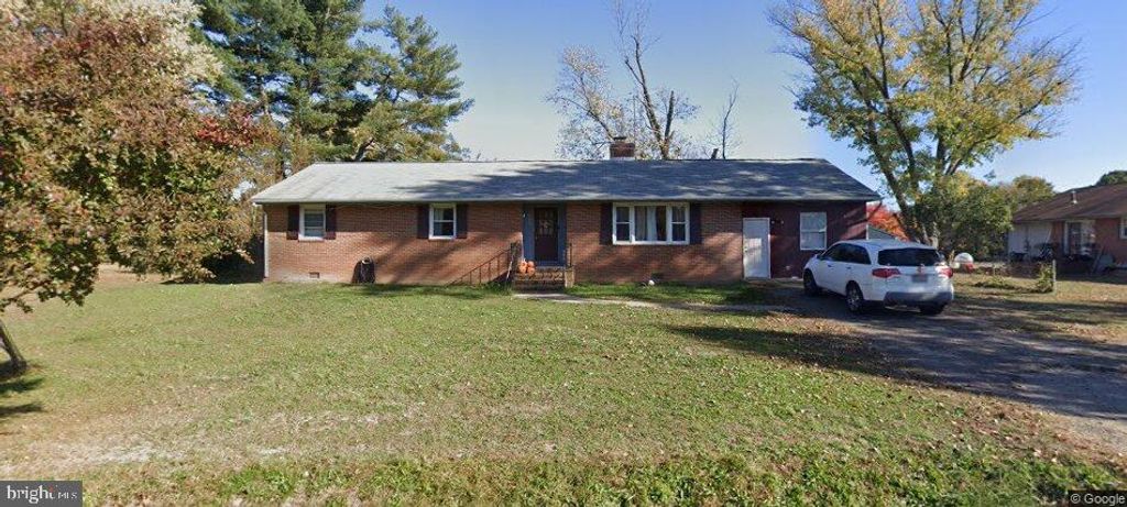 227 SPRINGKNOLL CIR, Fredericksburg, VA 22405