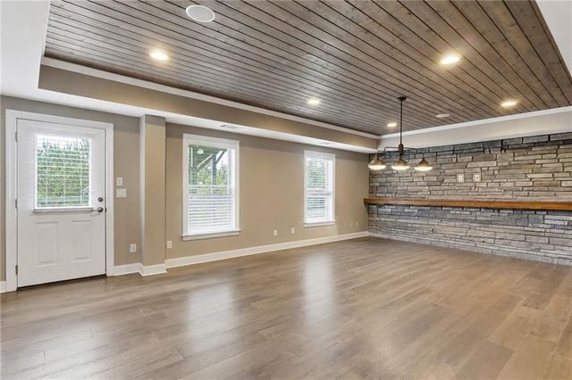 106 Seabiscuit Way, Canton, GA 30115