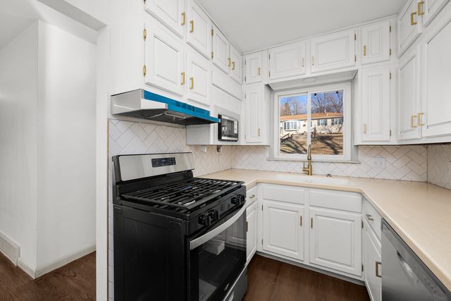 2518 13th Street, Rock Island, IL 61201