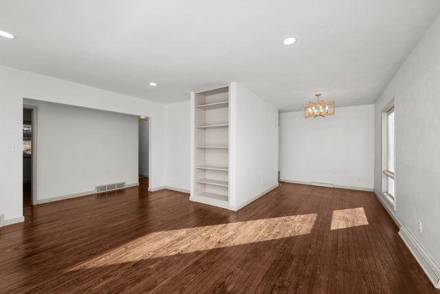 2518 13th Street, Rock Island, IL 61201