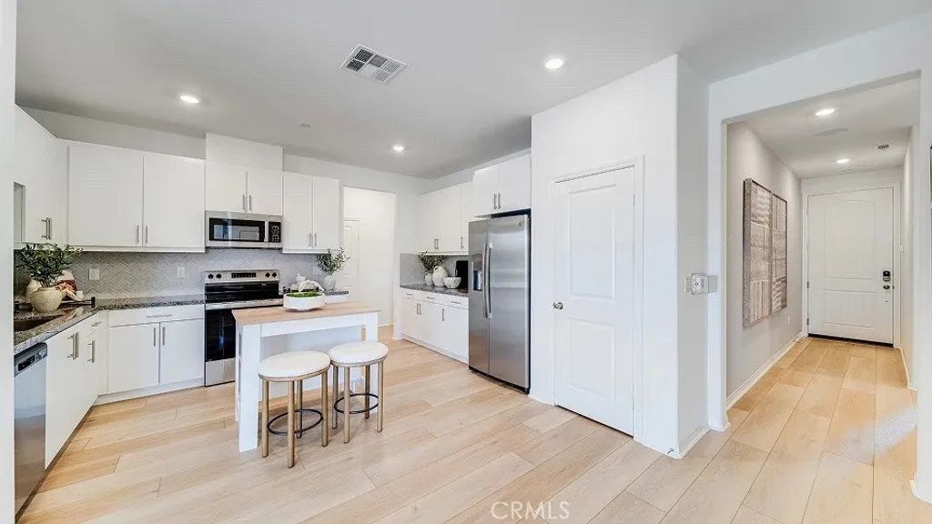 27272 Sitar Circle, Menifee, CA 92586