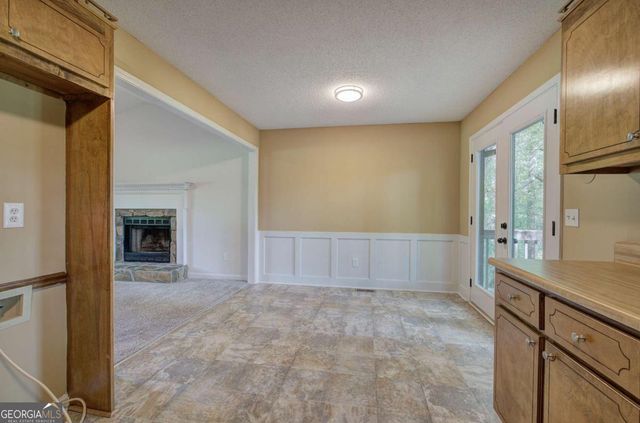 17 W Ridge Drive SE, Cartersville, GA 30121