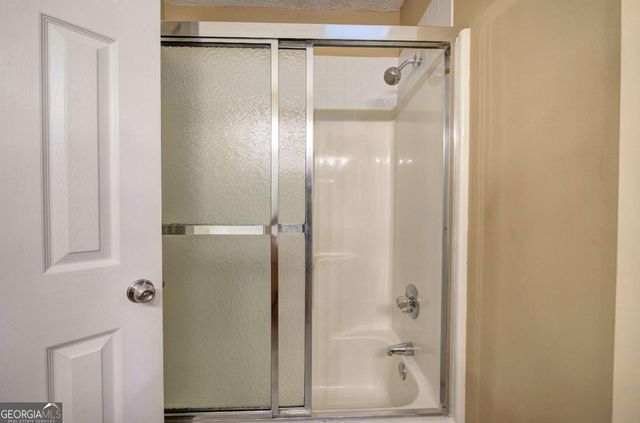 17 W Ridge Drive SE, Cartersville, GA 30121