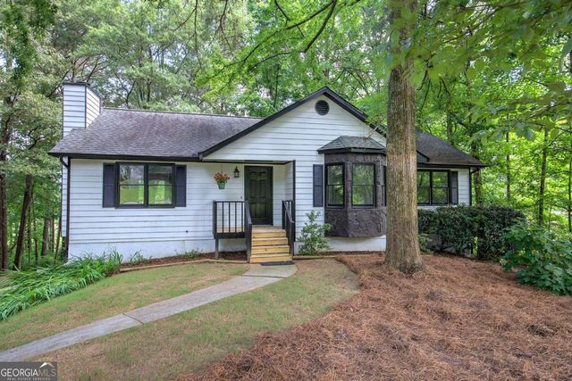 17 W Ridge Drive SE, Cartersville, GA 30121