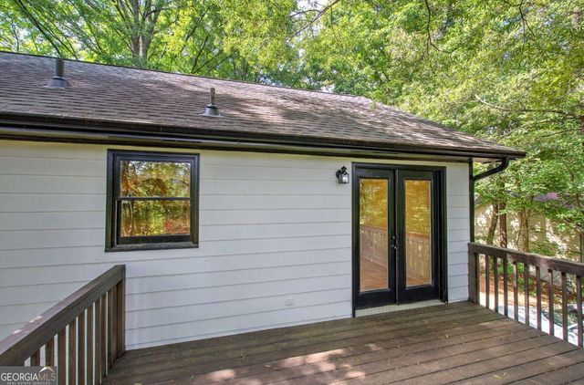 17 W Ridge Drive SE, Cartersville, GA 30121