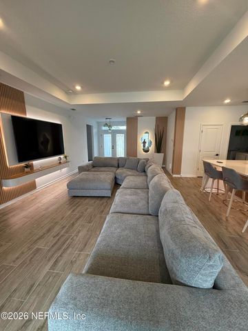 2105 FEATHEREDGE Way, Middleburg, FL 32068