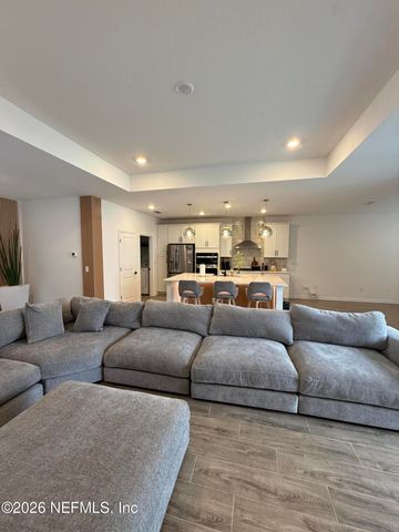 2105 FEATHEREDGE Way, Middleburg, FL 32068