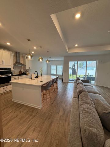 2105 FEATHEREDGE Way, Middleburg, FL 32068