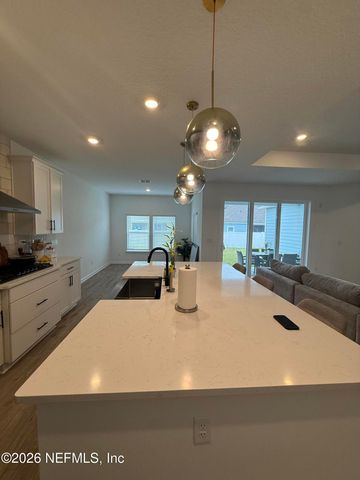 2105 FEATHEREDGE Way, Middleburg, FL 32068