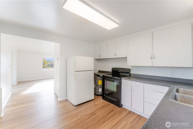 6416 NE 181st Street, Kenmore, WA 98028