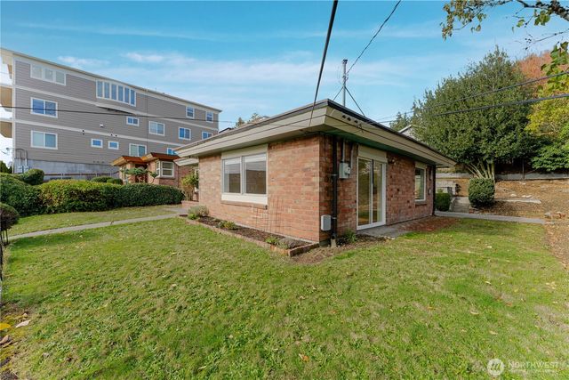 6416 NE 181st Street, Kenmore, WA 98028