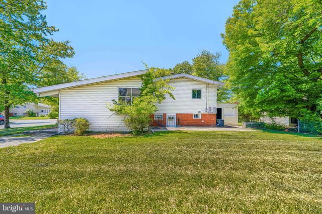 6901 CHIPPEWA DR, Baltimore, MD 21209