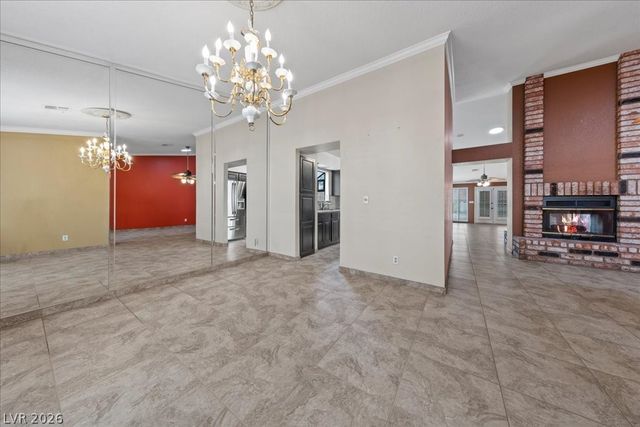 5705 Palma Del Sol Way, Las Vegas, NV 89130