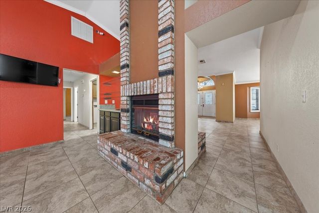 5705 Palma Del Sol Way, Las Vegas, NV 89130