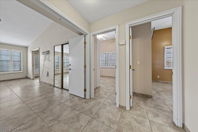 5705 Palma Del Sol Way, Las Vegas, NV 89130
