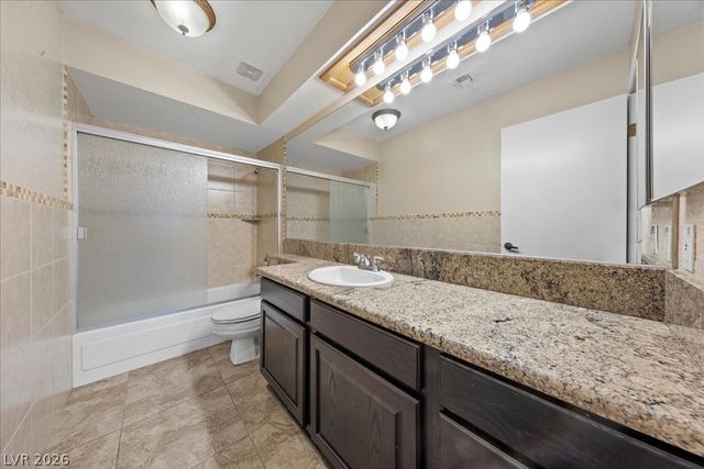 5705 Palma Del Sol Way, Las Vegas, NV 89130