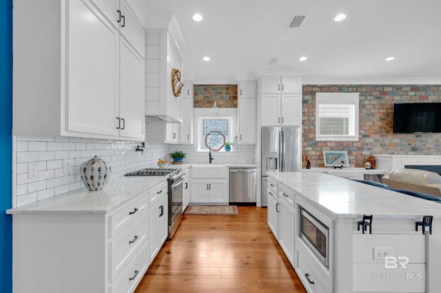 485 Orleans Street, Gulf Shores, AL 36542