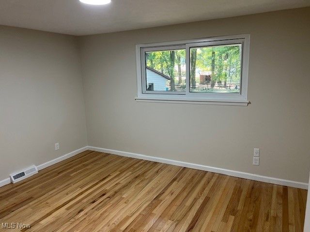 4505 Oak Circle, North Olmsted, OH 44070