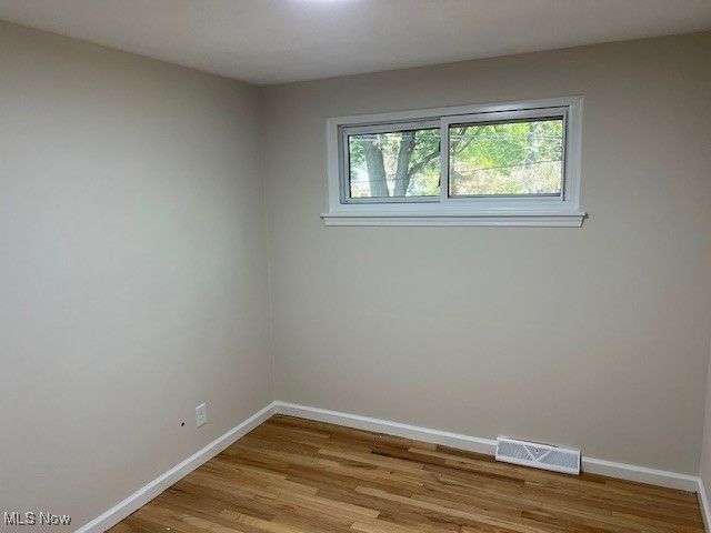 4505 Oak Circle, North Olmsted, OH 44070